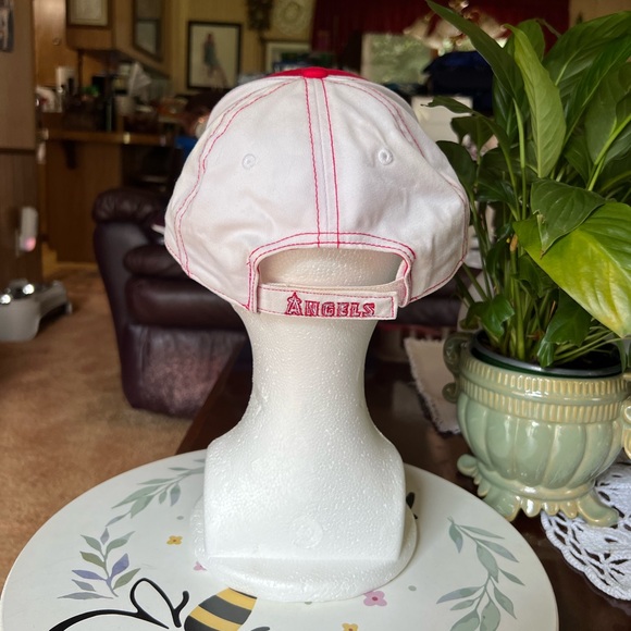 ⚾️Vintage LOS ANGELES ANGELS NEW ERA HAT.⚾️ - Picture 13 of 17